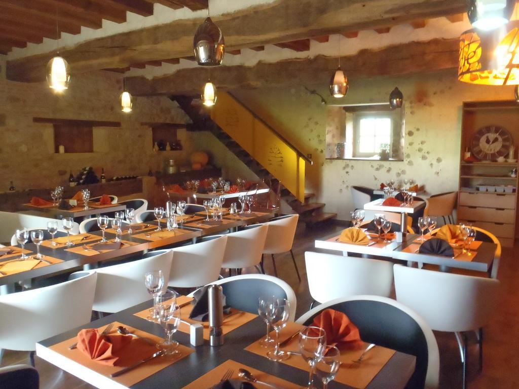 Domaine De Noyer Bed & Breakfast Saint-Christophe-en-Brionnais Екстериор снимка