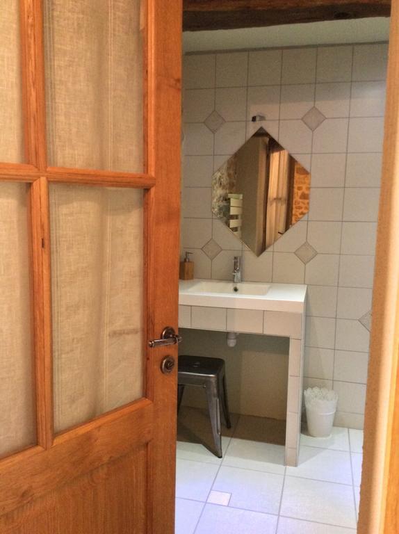 Domaine De Noyer Bed & Breakfast Saint-Christophe-en-Brionnais Стая снимка